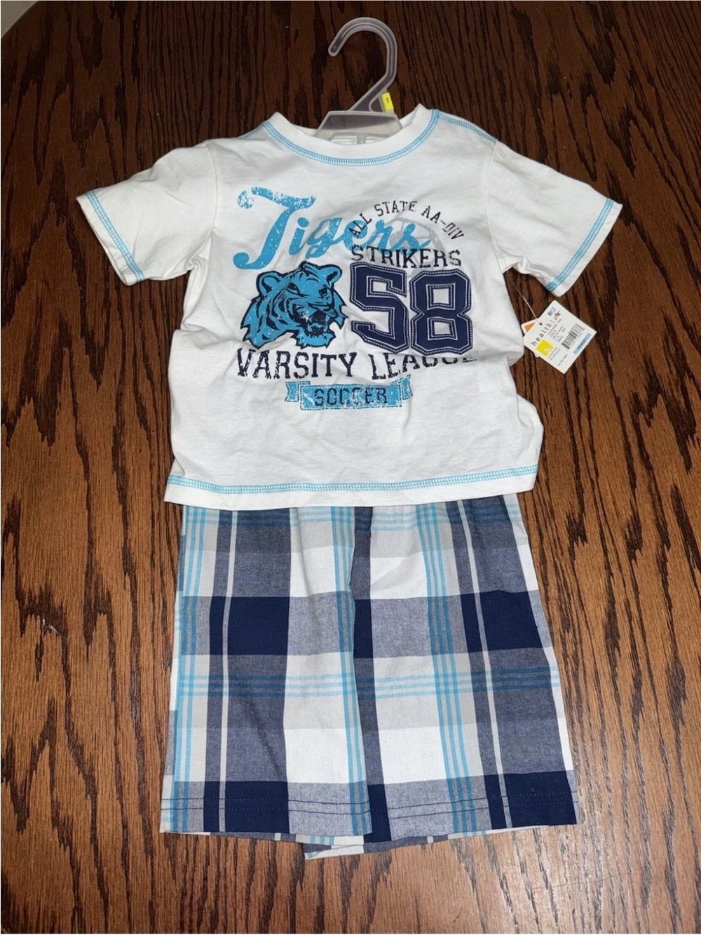 NWT Boys 3T Healthtex 2 Piece White Tshirt Plaid Shorts Tiger